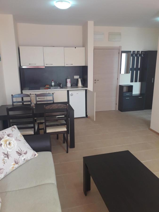 Gradina Sunny Deluxe Apartment Sozopol Exterior foto